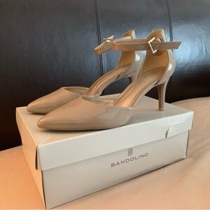 Bandolino Women's Nude Patent Heels